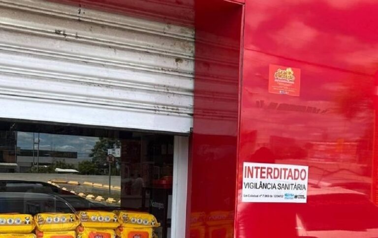 Operação integrada do MP-Procon interdita farmácia em Queimadas